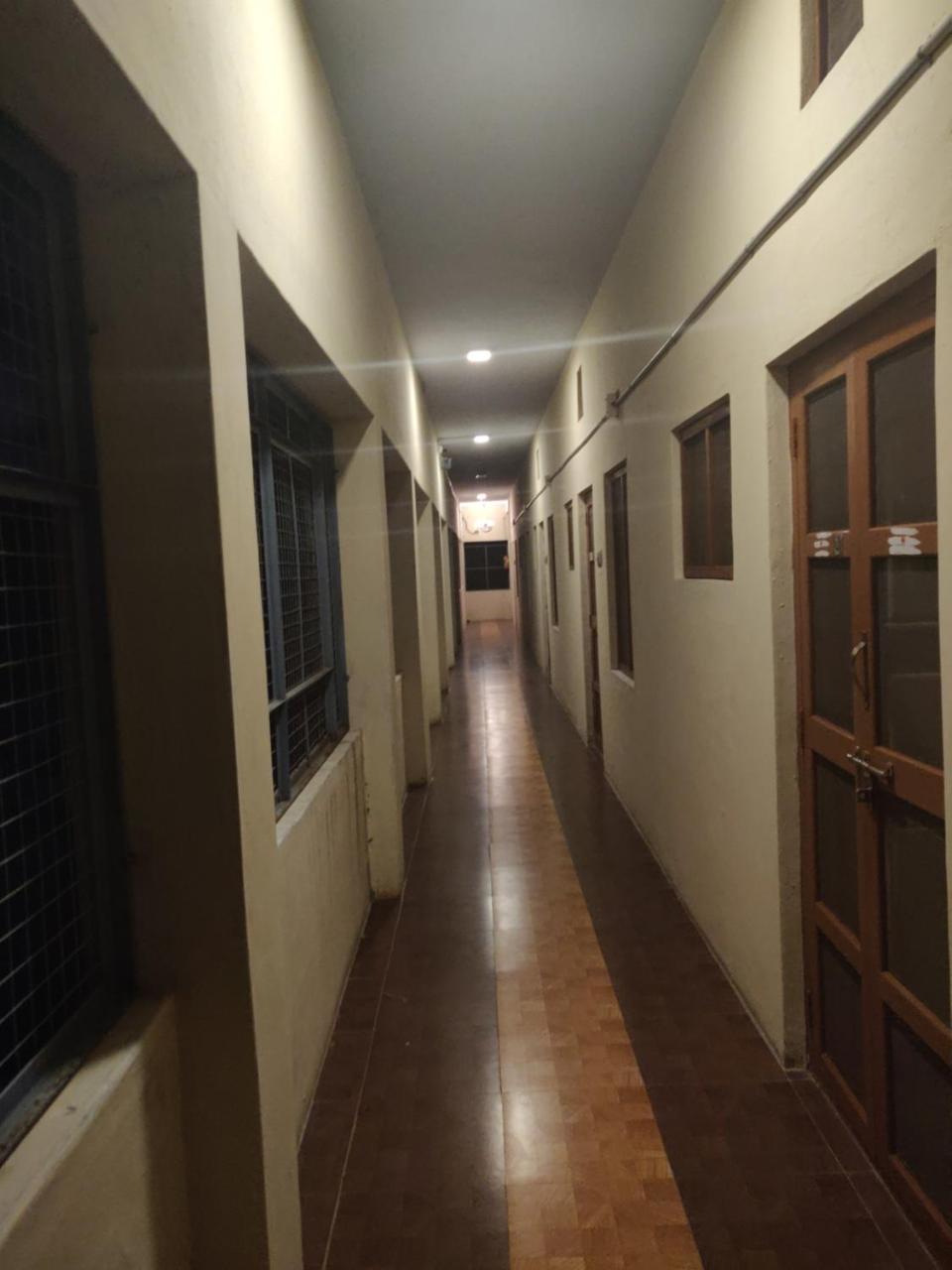 Hotel Srb Residency Tiruvannāmalai Zewnętrze zdjęcie