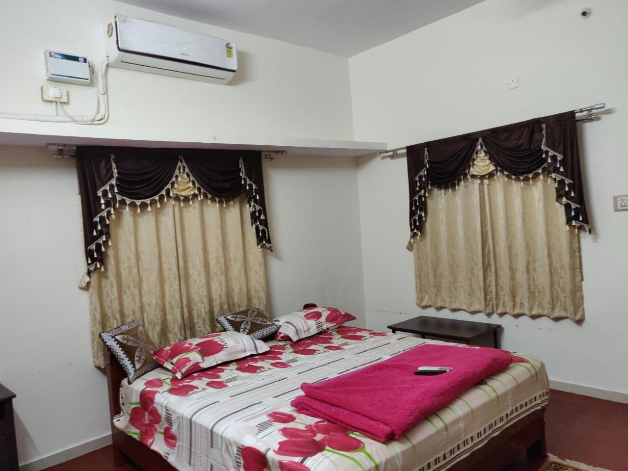 Hotel Srb Residency Tiruvannāmalai Zewnętrze zdjęcie